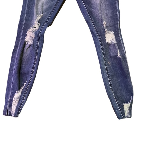 Rio Low Rise better Booty, NWT, Woman’s Size 5, Manufactured Distressed, jegging - Picture 14 of 14